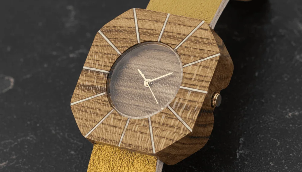 Dřevěné hodinky z meruňkového dřeva