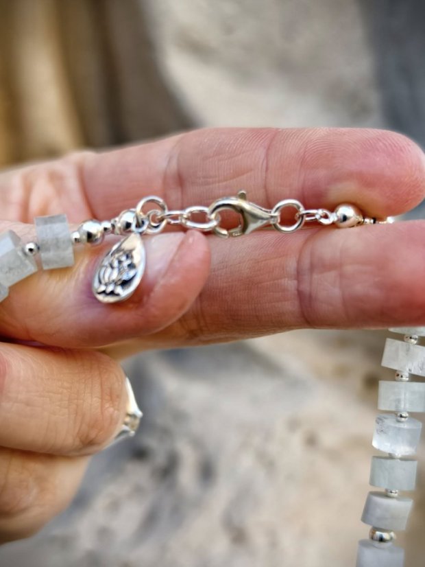 Náhrdelník minerální - Akvamarín  ve stříbře  S0637