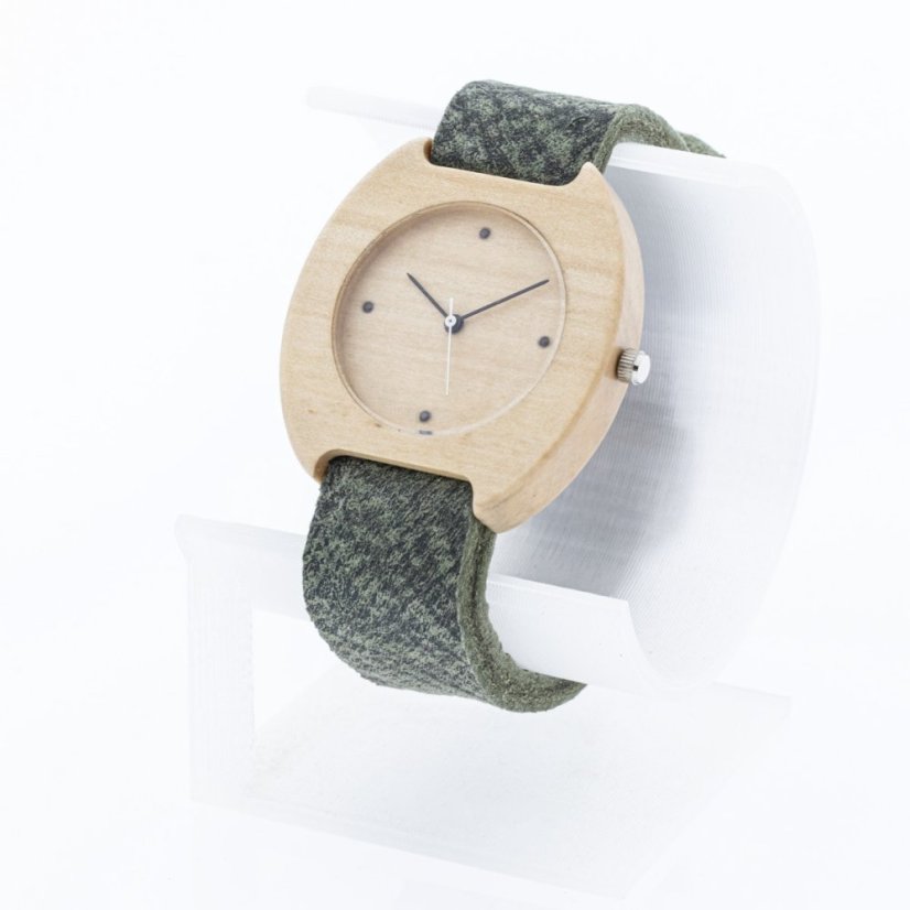 České drevené hodinky Avia H00432 Habr