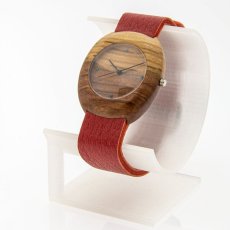 České dřevěné hodinky Club H00331 Slivoň Bluma