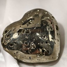 Surové minerály - Pyrit srdce  SM0678