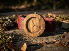 České dřevěné hodinky Alfa H00545 Hruška