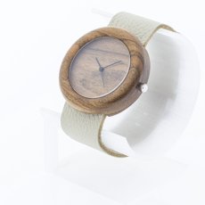 České drevené hodinky Orania H00407 Marhuľa