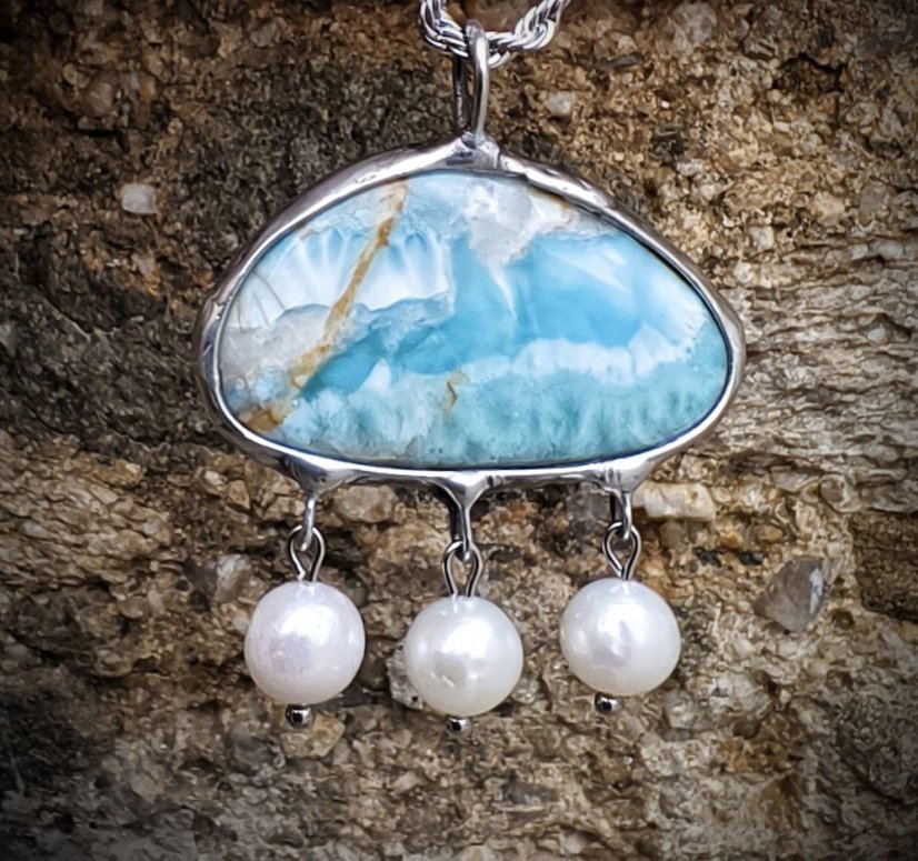 Autorský cínovaný náhrdelník - Larimar a perly S0606