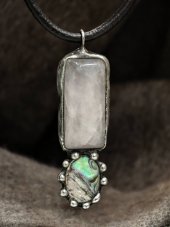 Autorský cínový náhrdelník - Růženín a Mušla S0903