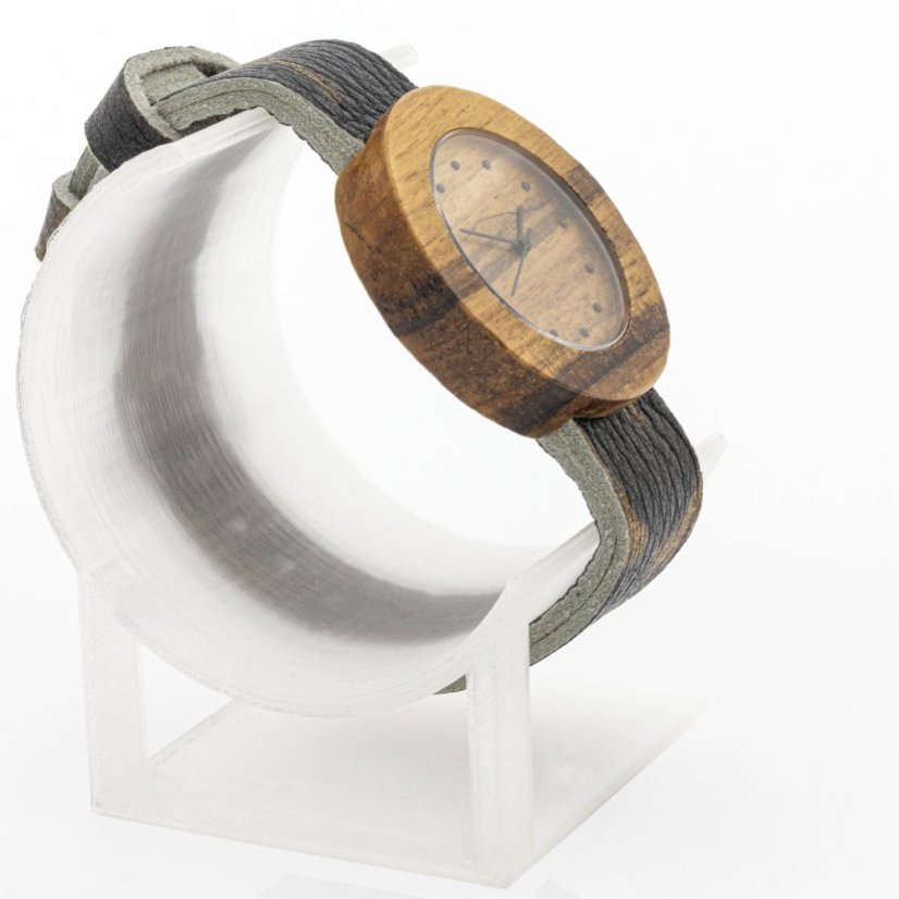 České drevené hodinky Jalta H00482 Orech