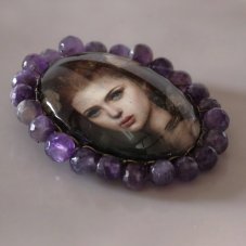 Autorská skleněná brož - Kráska S0877