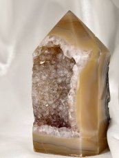 Surové minerály - Achát - kaplička  SM0593