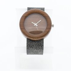 České drevené hodinky Orania H00403 Slivka Bluma