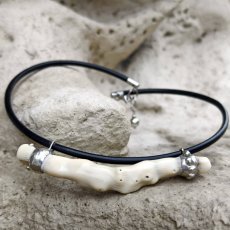 Autorský cínovaný náhrdelník -  Korál Bílý S0900