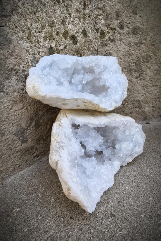 Surové minerály - Křišťál geoda  SM0485