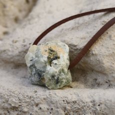 Náhrdelník minerální - Surový Prehnit  S0682