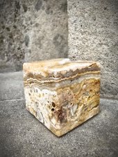 Surové minerály - Achát - kostka  SM0479
