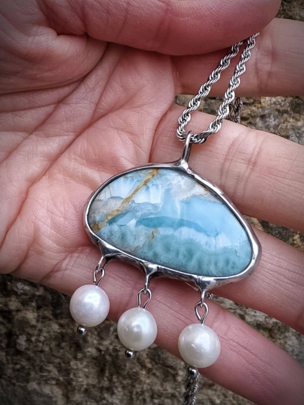Autorský cínovaný náhrdelník - Larimar a perly S0606