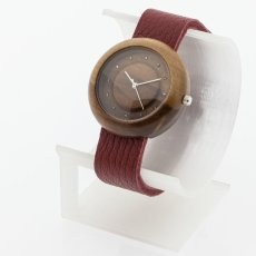 České dřevěné hodinky Jas H00526 Hruška