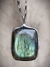 Autorský cínovaný náhrdelník -  Labradorit S0916