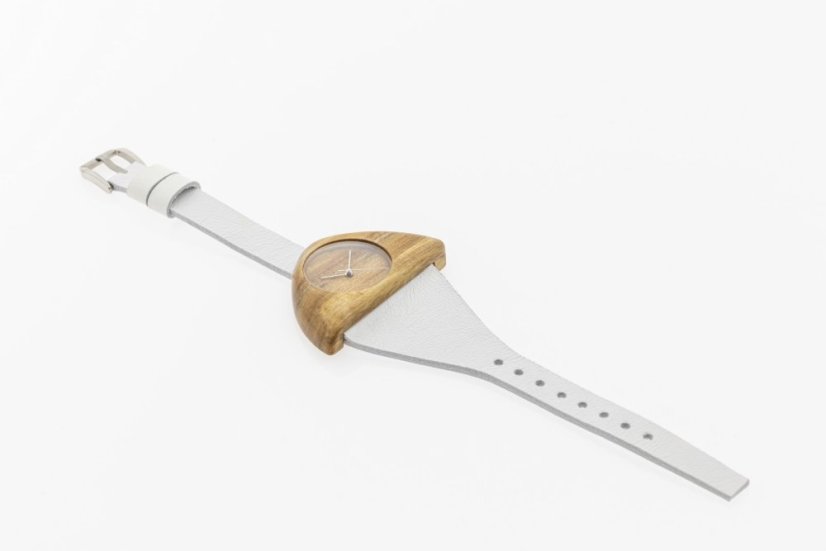 České drevené hodinky Orbit H00556 Javor