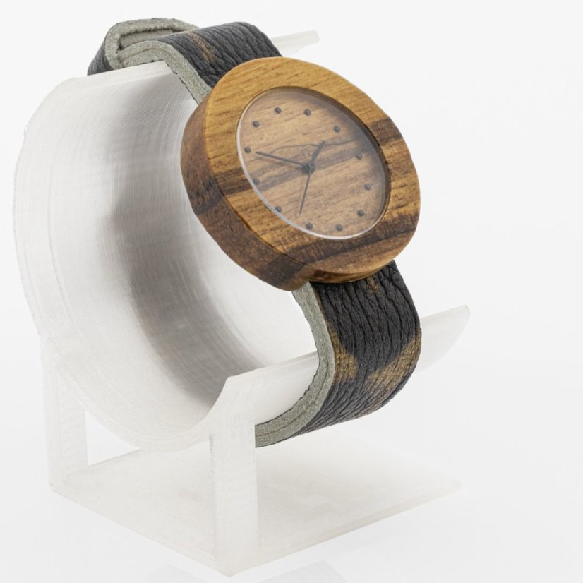 České drevené hodinky Jalta H00482 Orech