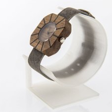 České dřevěné hodinky Art H00289 Ořech