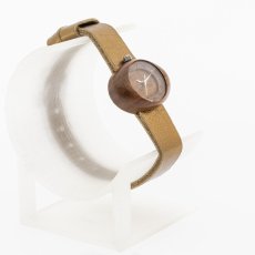 České drevené hodinky Oko H00496 Bluma
