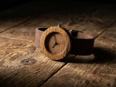 České dřevěné hodinky Alfa H00542 Meruňka