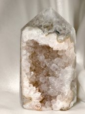 Surové minerály - Achát - kaplička  SM0594