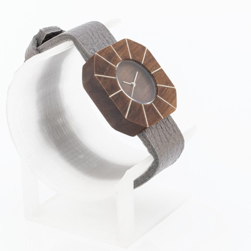 České drevené hodinky Art H00503 Hruška