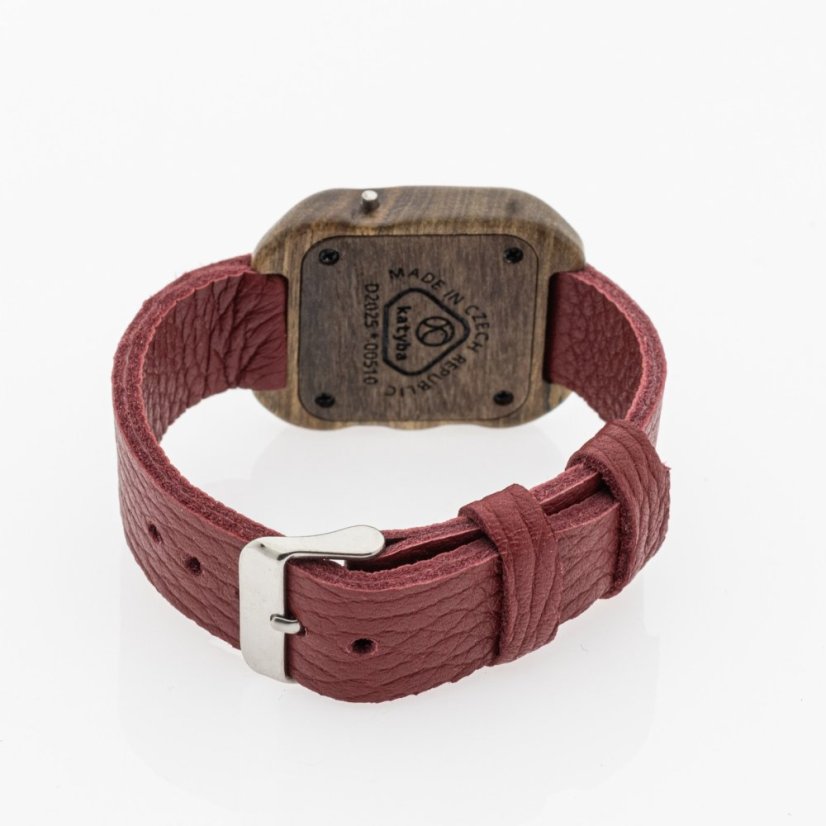České dřevěné hodinky Universum H00510 Ořech