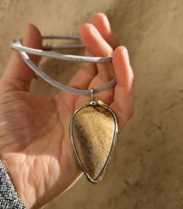 Autorský cínovaný náhrdelník - Jaspis obrázkový S0471