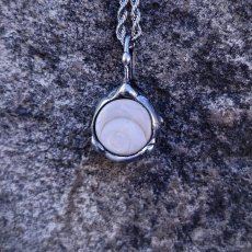 Autorský cínový náhrdelník - Shiva Shell S0474