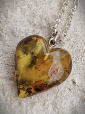 Náhrdelník - Jantar srdce  S0850
