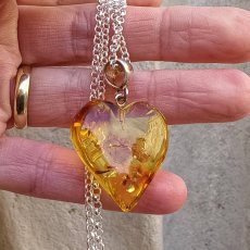 Náhrdelník - Jantar srdce  S0851