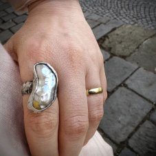 Autorský cínovaný prsten - Říční perla Vel. 57  S0459