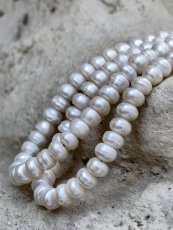 Náhrdelník perlový - Říční perla bílá 8 x 5 mm S0821