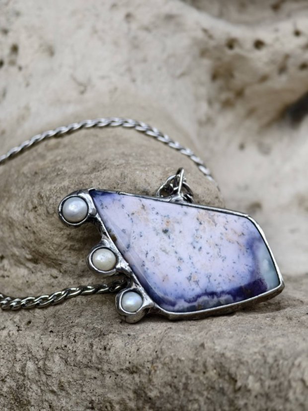Autorský cínovaný náhrdelník - Dendritický opál Purple S0890