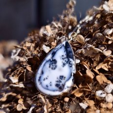 Náhrdelník minerální - Dendritický Opál top S0584