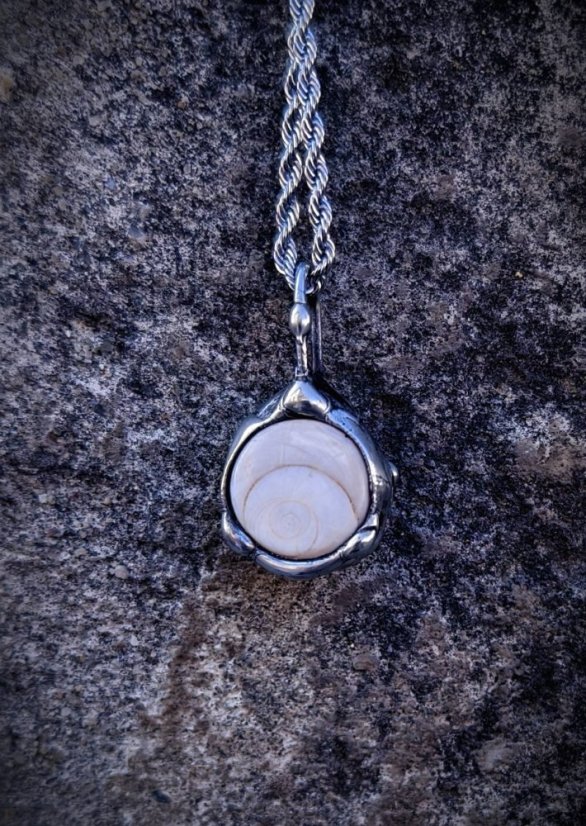 Autorský cínový náhrdelník - Shiva Shell S0474