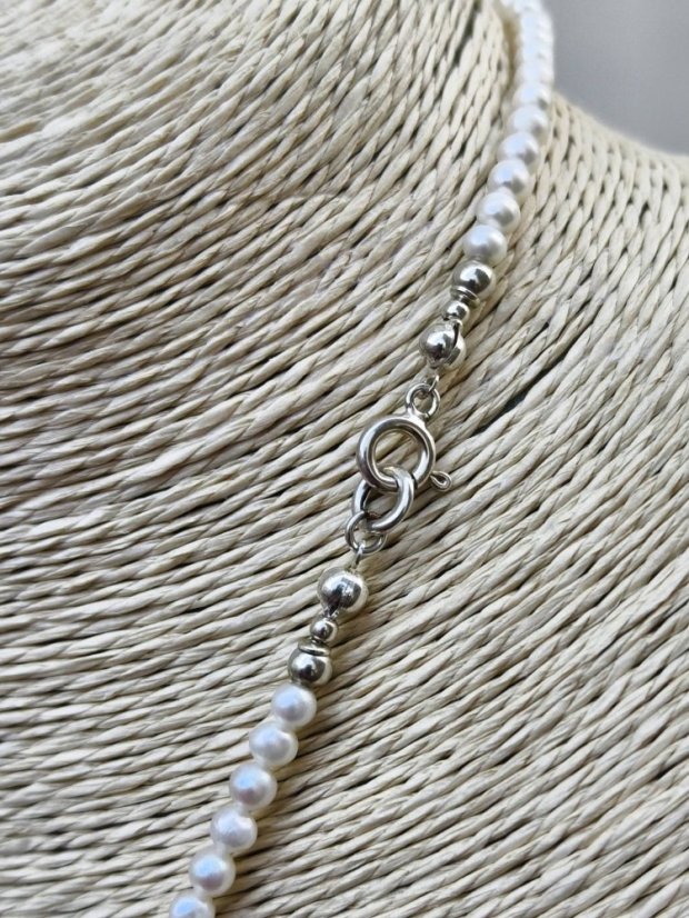 Náhrdelník perlový - Perličky  bílé 5 x 4 mm S0640