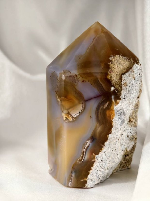 Surové minerály - Achát - kaplička  SM0592