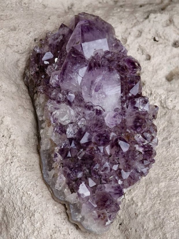 Surové minerály - Ametyst surové špice  SM0502