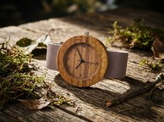 České dřevěné hodinky Alfa H00540 Bluma