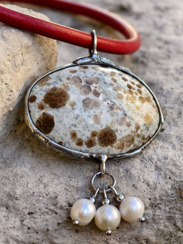 Autorský cínový náhrdelník - Rubín v materskej hornine S0598