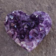 Surové minerály - Ametyst srdce SM0482
