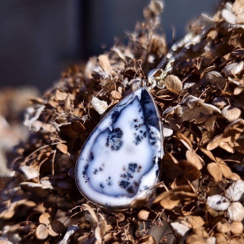 Minerálny náhrdelník - Dendritický opál top S0584