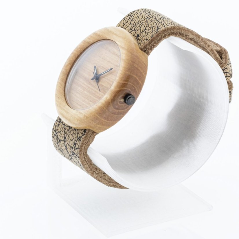 České drevené hodinky Orania H00459 Jasan