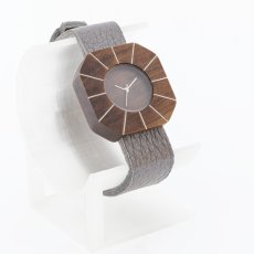 České drevené hodinky Art H00503 Hruška