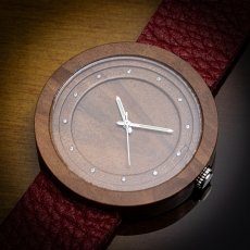 České dřevěné hodinky Excelsior H00398 Hruška