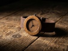 České dřevěné hodinky Alfa H00542 Meruňka