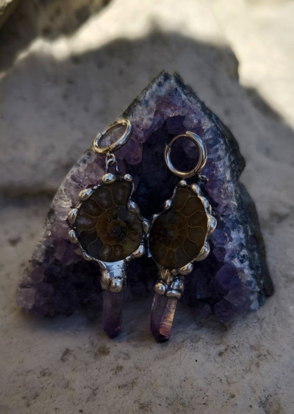 Autorské cínované náušnice - Šnek s Amatystem S0703