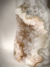 Surové minerály - Achát - kostka SM0594